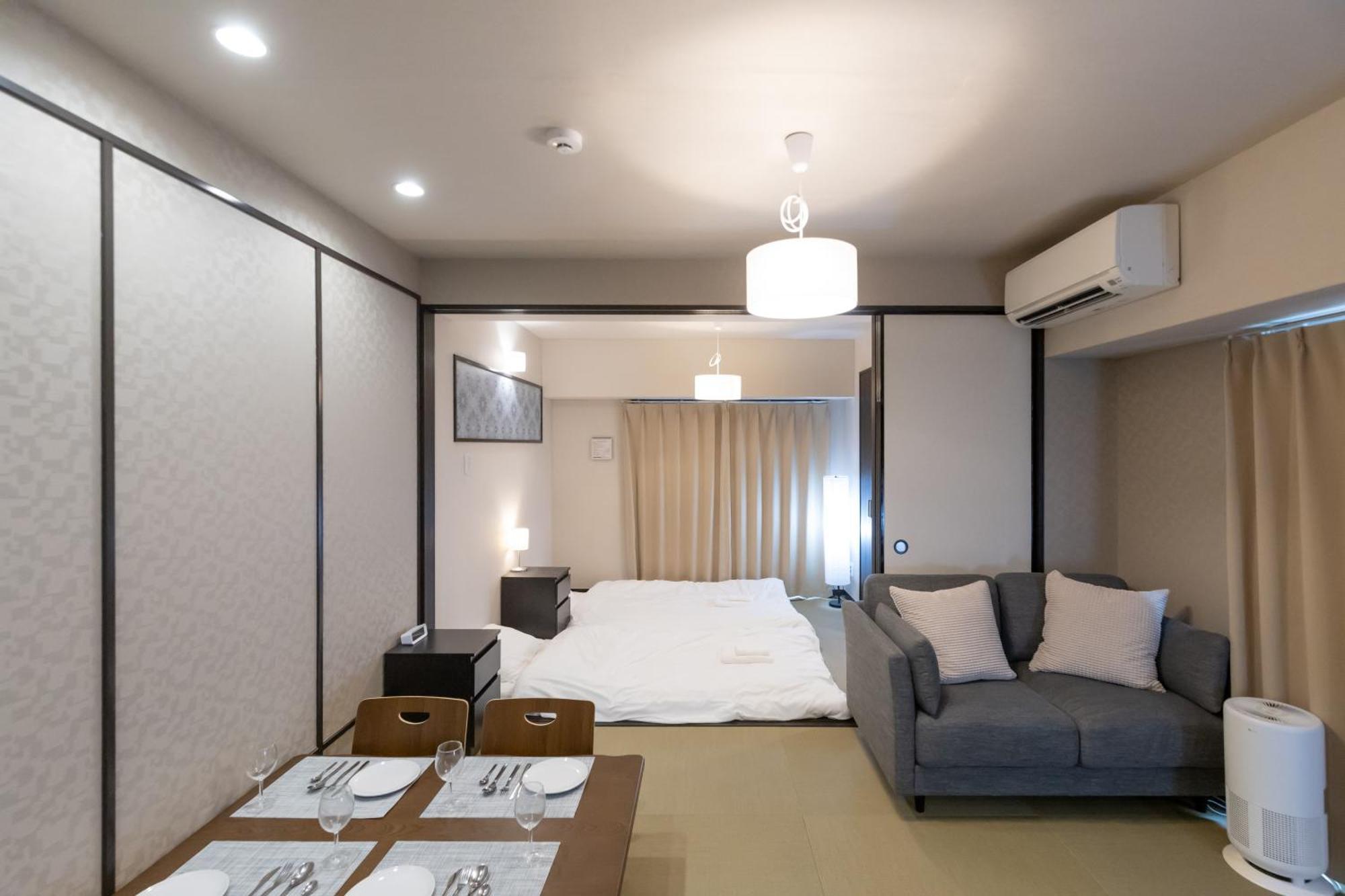 心斎橋-道頓堀の宿 ー南海難波徒歩10分以内 Osaka Esterno foto